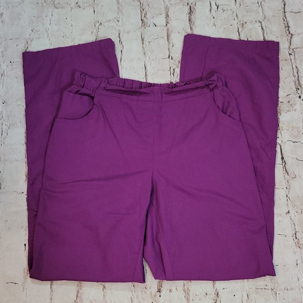 Butter-Soft UA scrub bottoms size medium